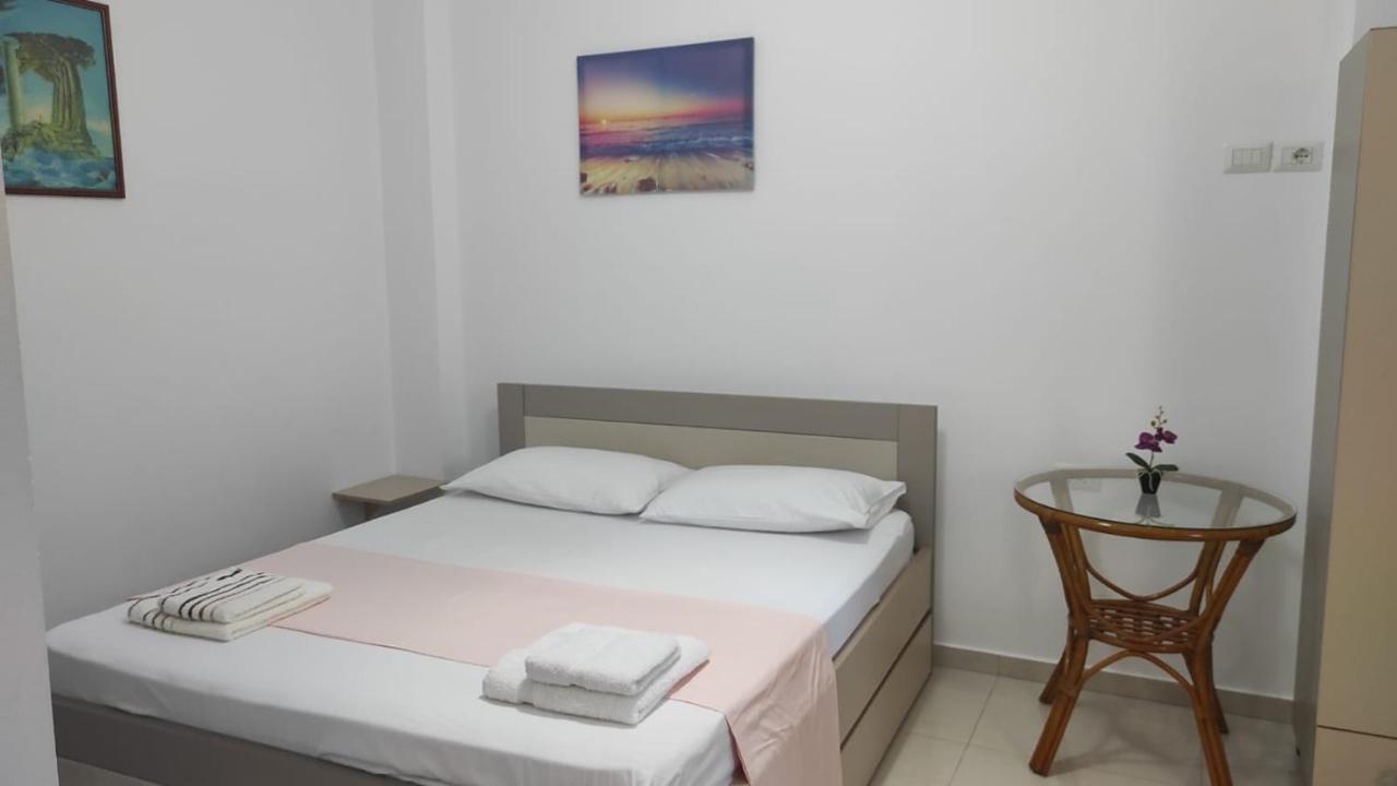 Juna Guest house